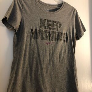 Woman’s Nike shirt